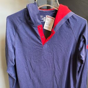 Men’s Small UA light weight pullover